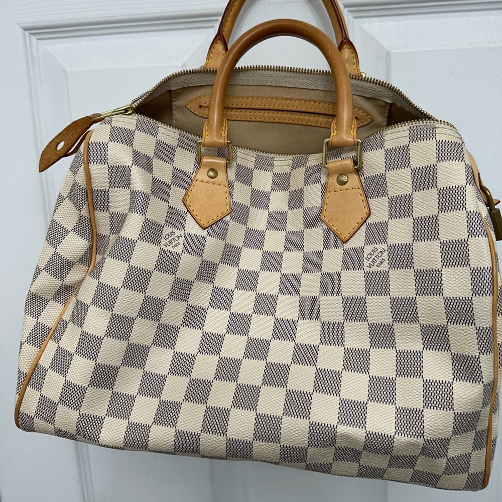 Louis Vuitton Speedy 30